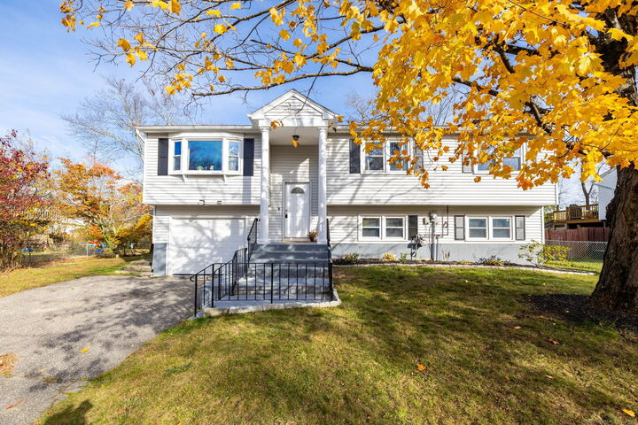Property Photo:  100 Nutmeg Drive  CT 06790 