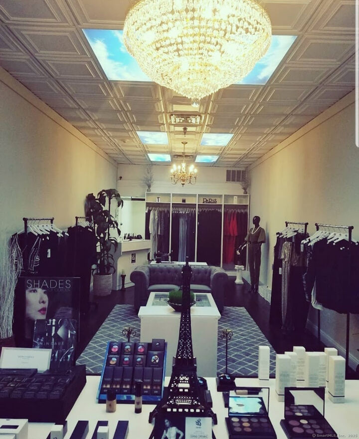 Property Photo:  17 Elizabeth Street  CT 06418 