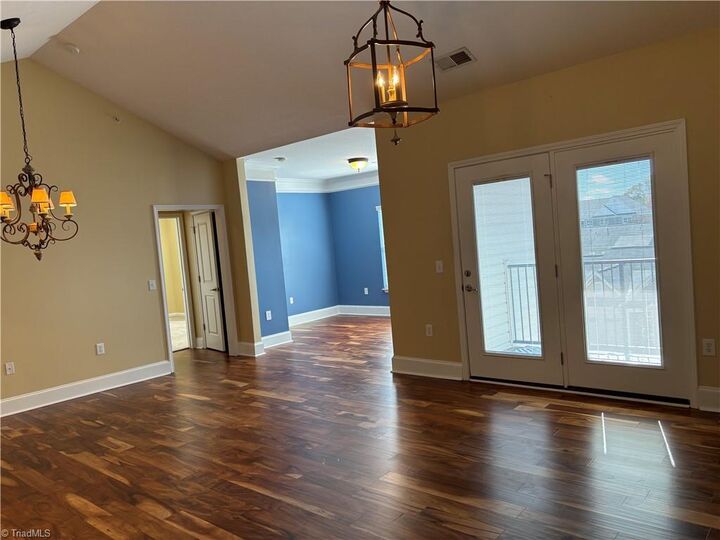 Property Photo: 6815 Hanesbrook Circle 304 NC 27012-9402