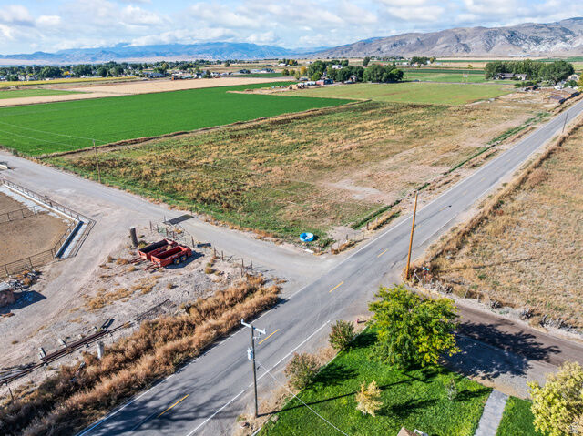 Property Photo: 195 E 650 N 5 UT 84754