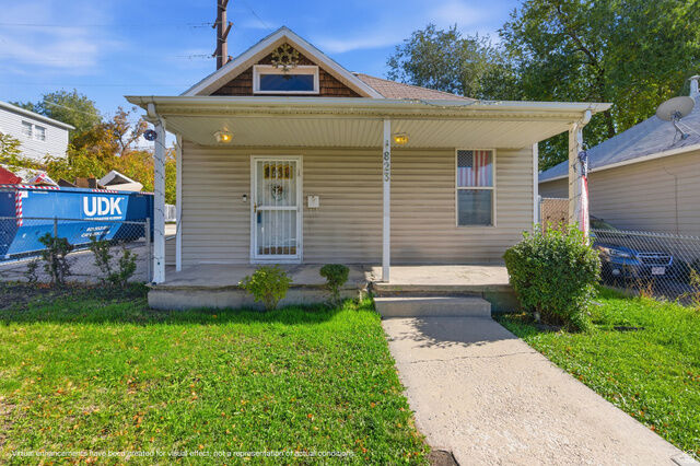 Property Photo: 823 S 1000 E UT 84102