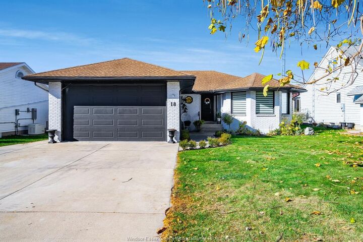 18 William Avenue  Kingsville ON N9Y 3T2 photo