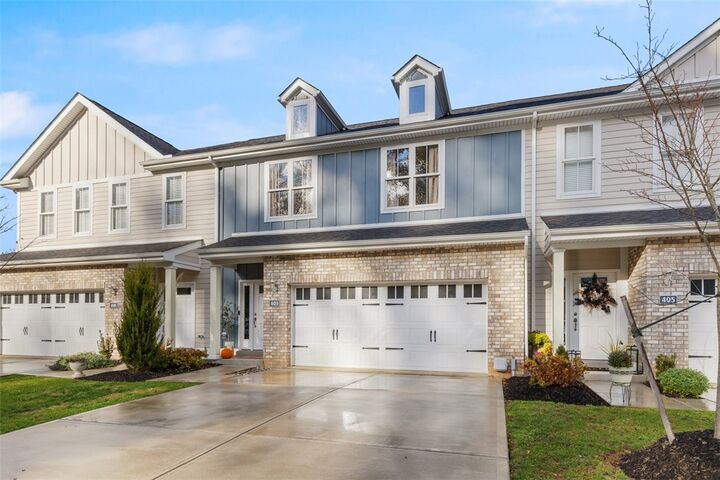 Property Photo:  403 Walnut Ct  PA 15237