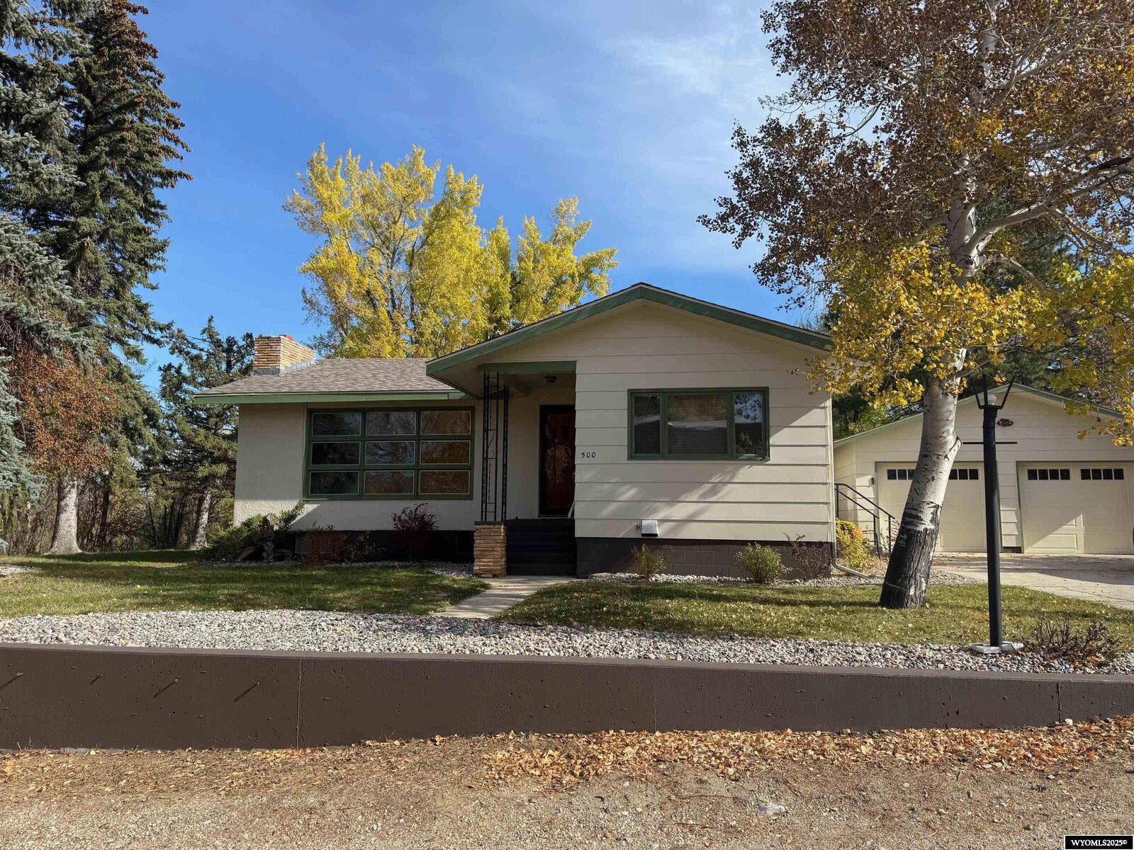 Property Photo:  500 W Parmalee St  WY 82834-0000 