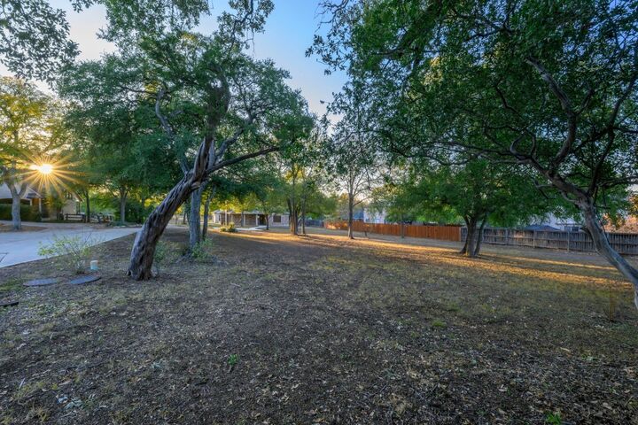 Property Photo:  2504 Lark Glen Lane  TX 78748