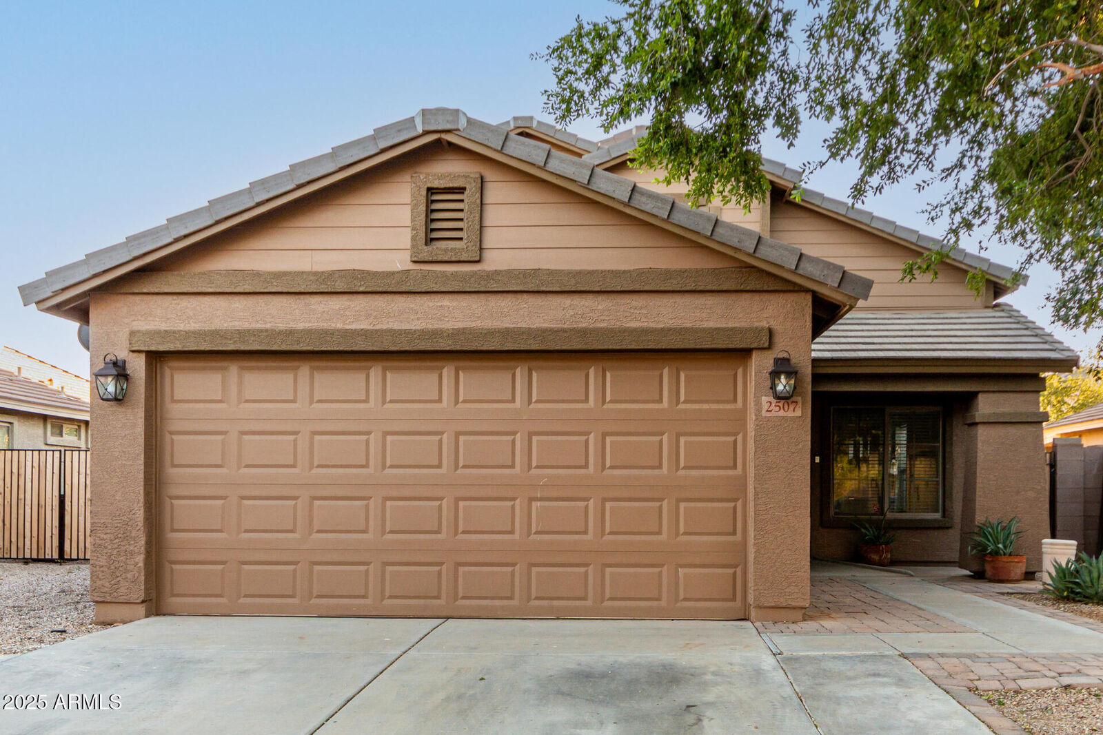 Property Photo:  2507 W Desert Spring Way  AZ 85144 