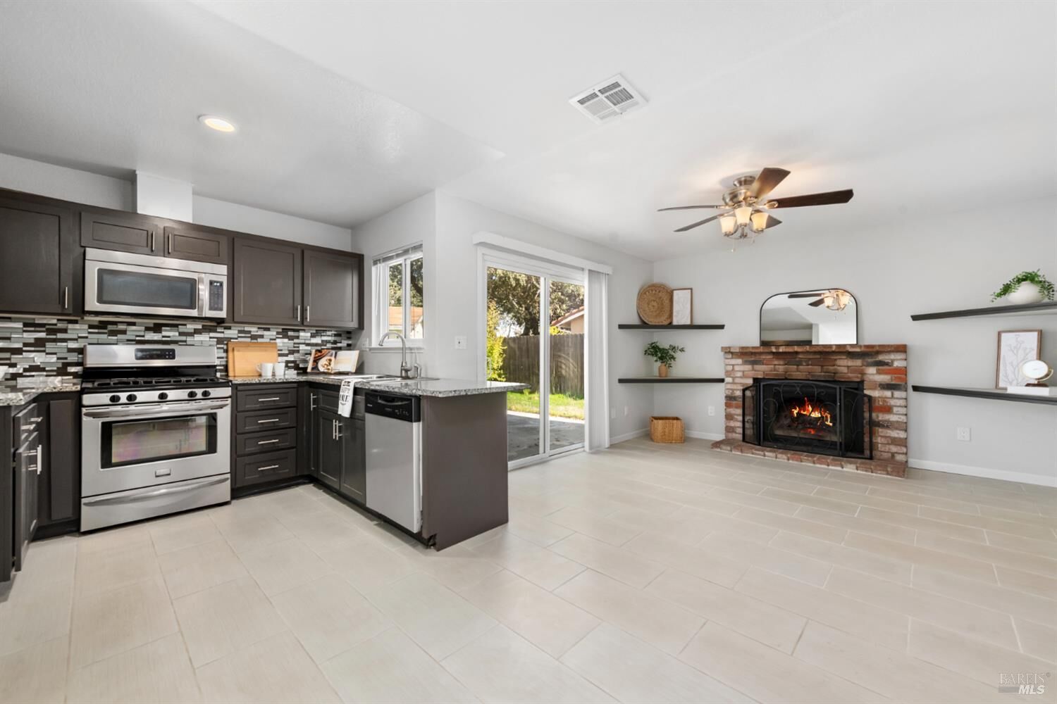 Property Photo:  1944 Diamond Way  CA 94533