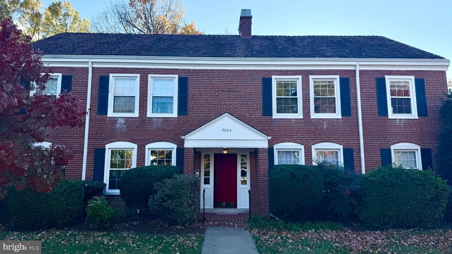 Property Photo:  3000 S Columbus Street S B2  VA 22206 
