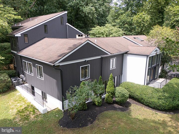 117 W Possum Hollow Road  Wallingford PA 19086 photo