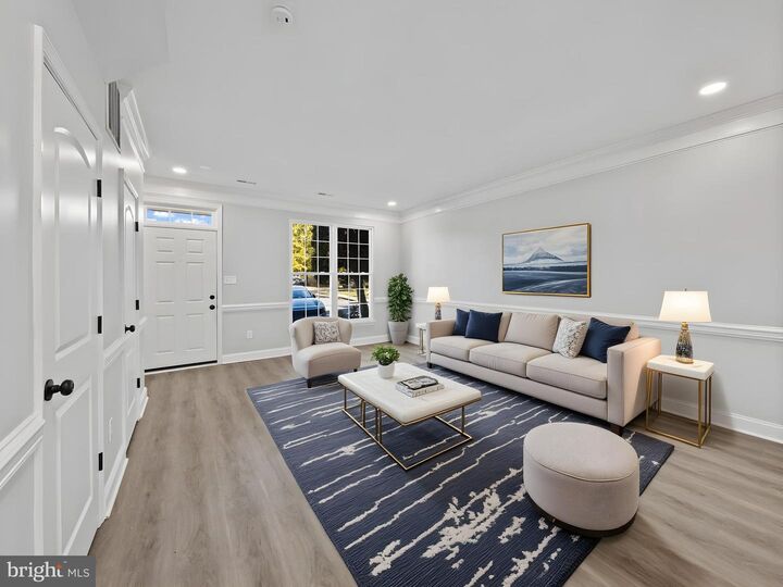 Property Photo: 13133 Park Crescent Circle VA 20171