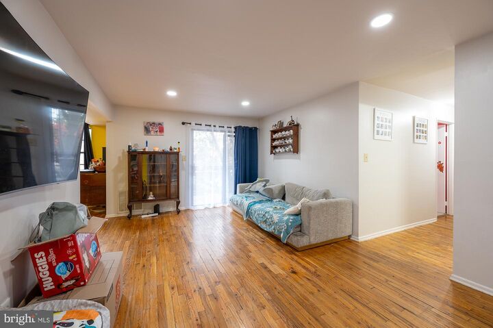 Property Photo: 1622 Country Mill Drive NJ 08512