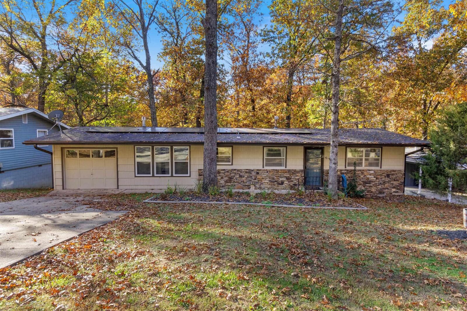 Property Photo: 18 Duvall Lane AR 72715