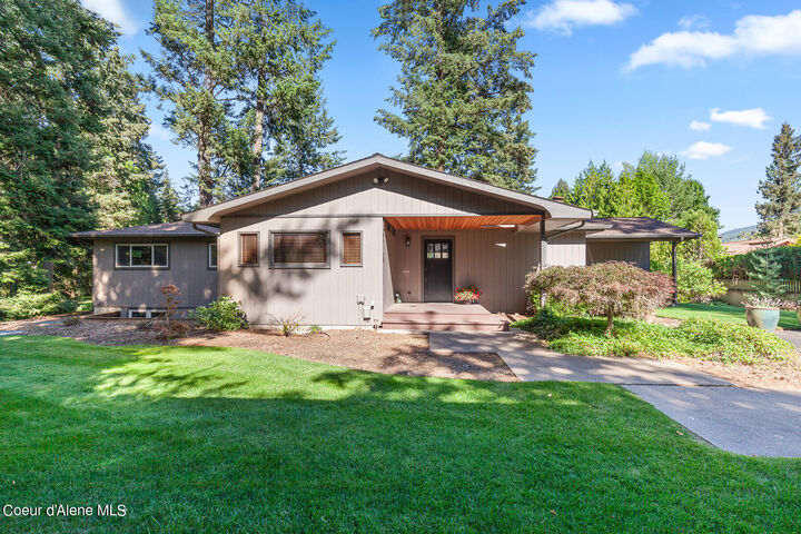 Property Photo:  9740 N Easy St  ID 83835