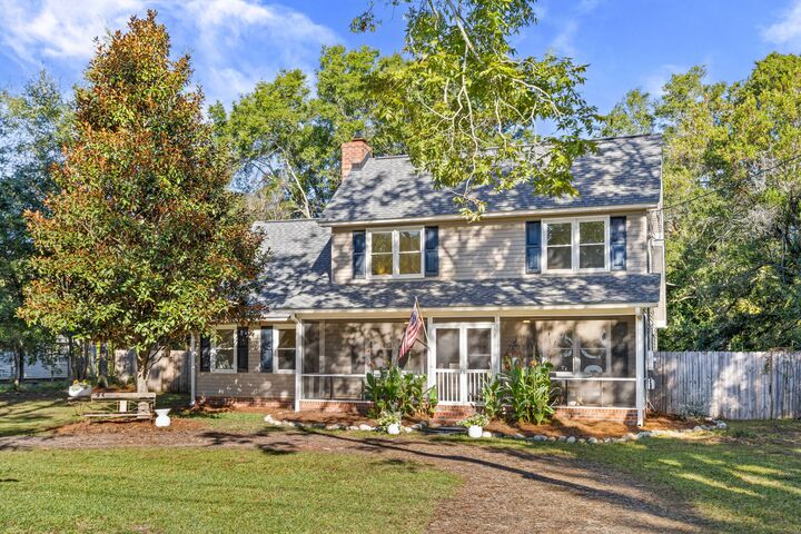 Property Photo:  1138 Cottage Road  SC 29412 