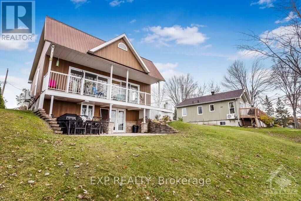 Property Photo:  101 Ladouceur Street  ON K0B 1J0 