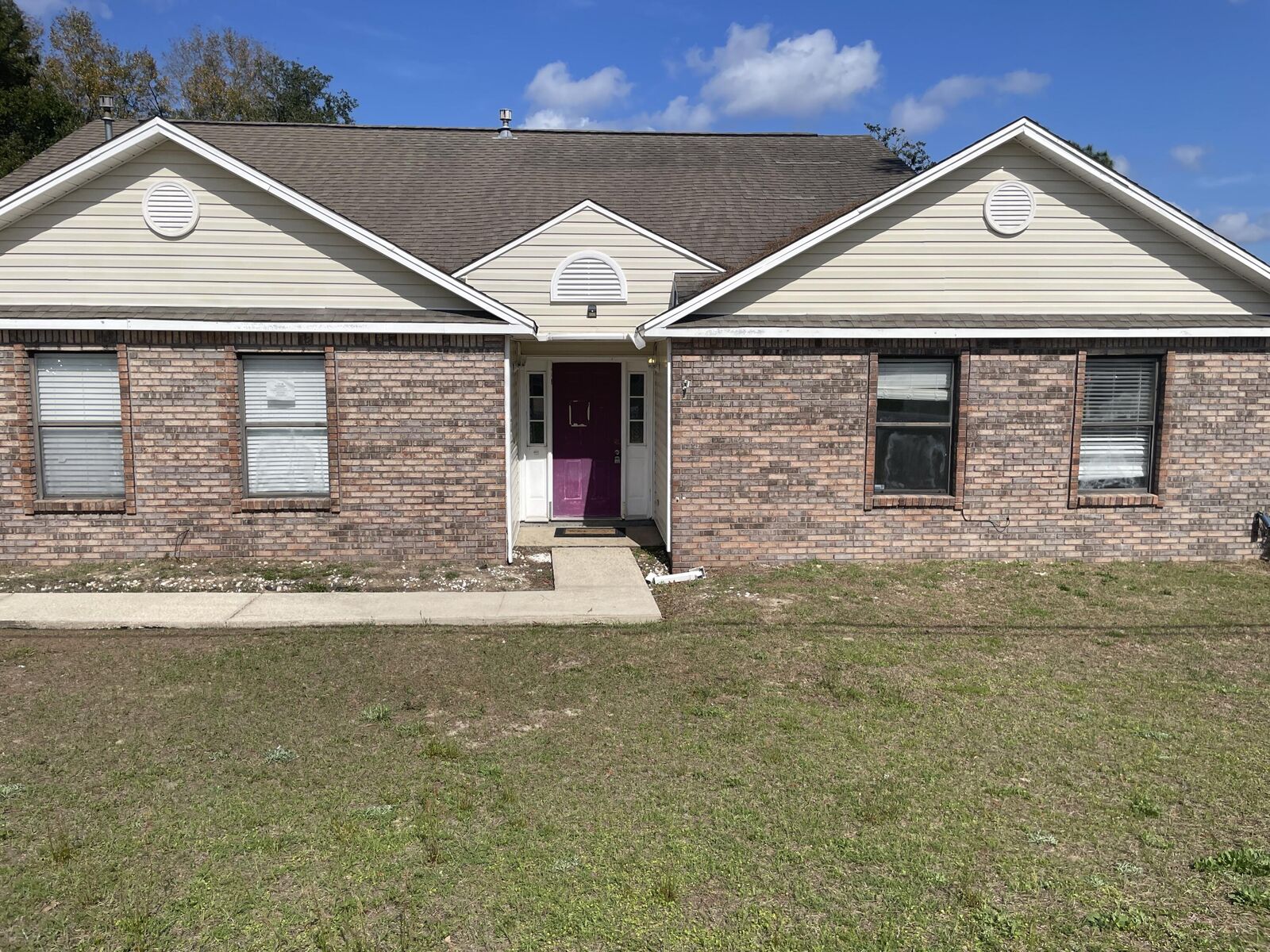 Property Photo:  174 Villacrest Drive  FL 32536 
