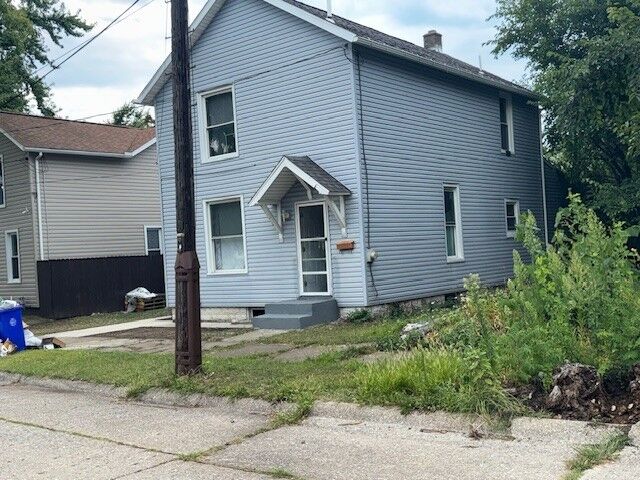 Property Photo:  1224 E 22nd Street  PA 16503 