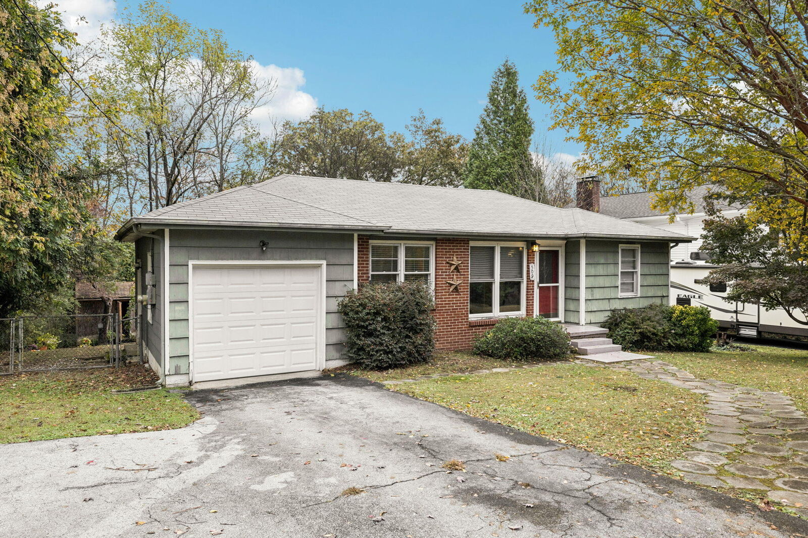 Property Photo: 509 Mauldeth Road TN 37415