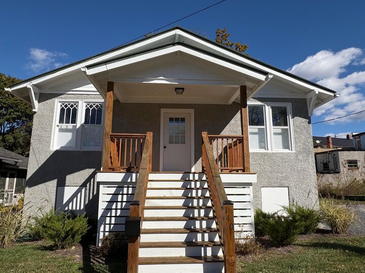 140 Palm Beach Ave  White Sulphur Springs WV 24986 photo