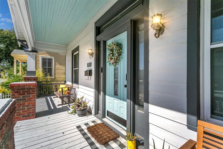 Property Photo:  1520 Avenue K  TX 77550