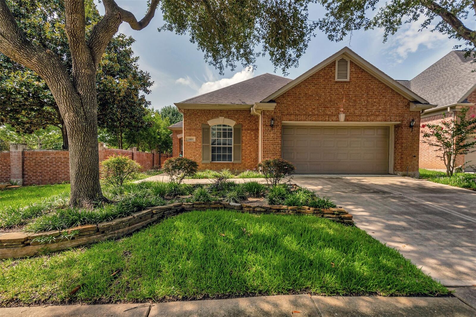 Property Photo: 13819 Threadall Park Drive TX 77077