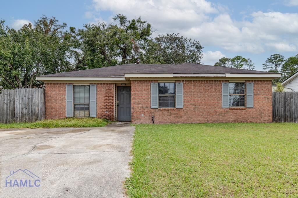 Property Photo:  251 Garden Circle  GA 31313 
