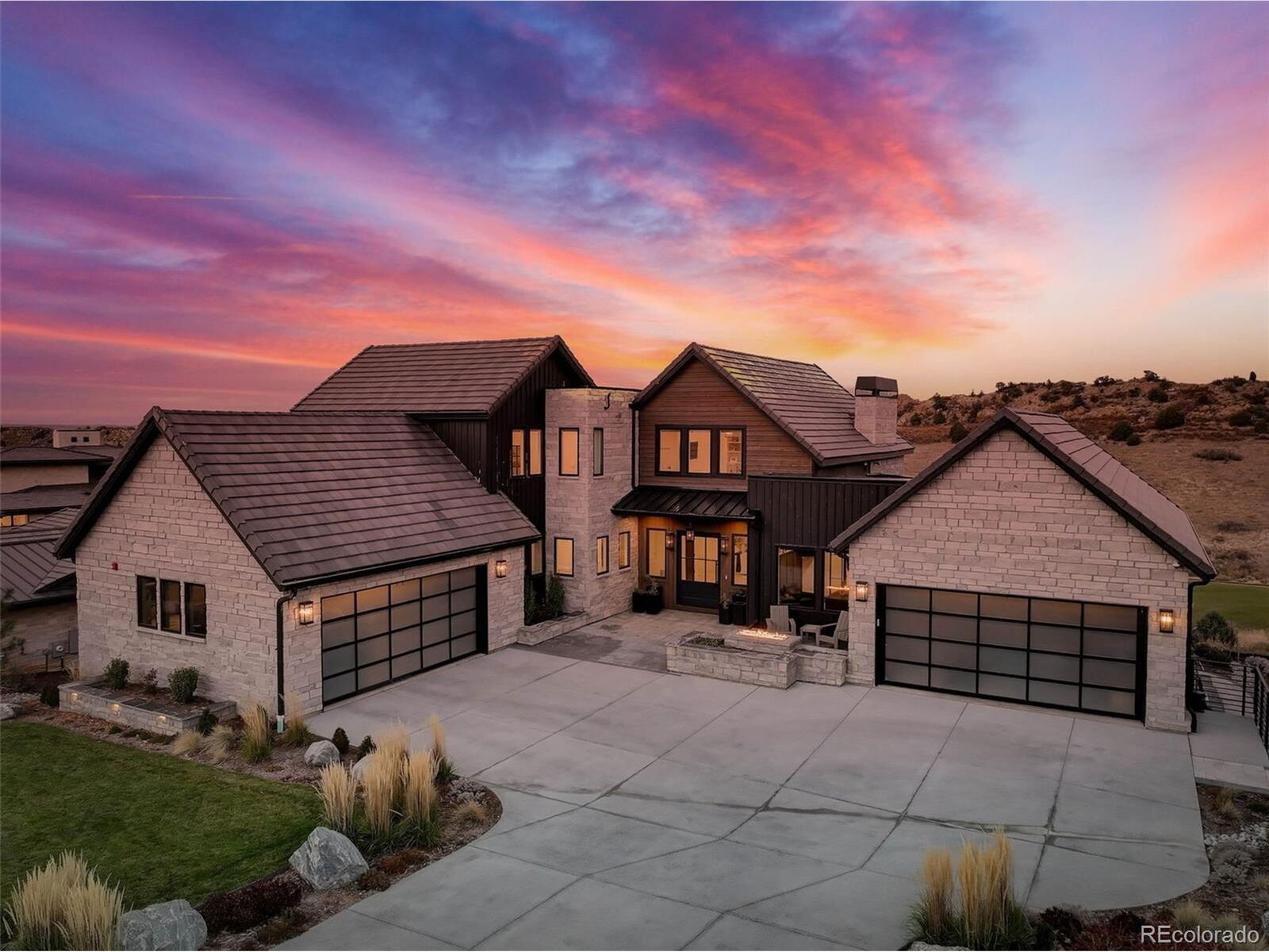 Property Photo: 7536 Raphael Ln CO 80125