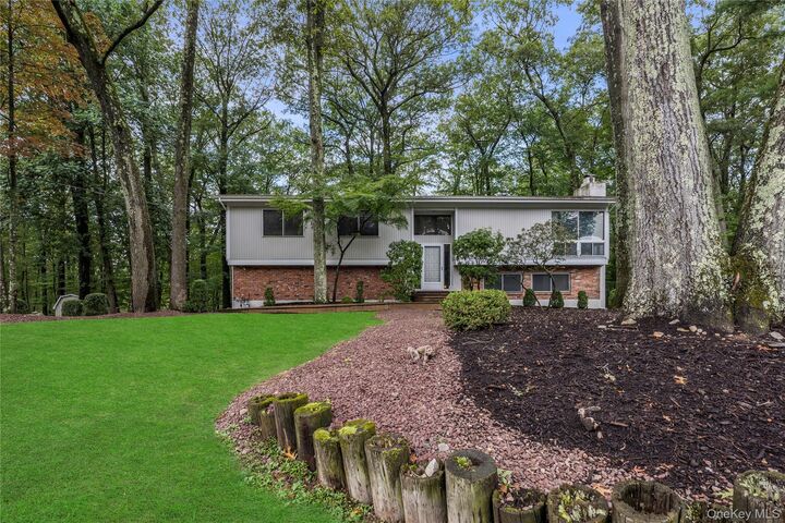 Property Photo:  17 Sherwood Ridge Road  NY 10901