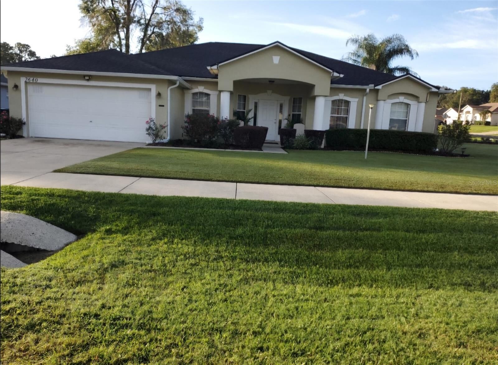Property Photo: 2640 NE 25th Street FL 34470