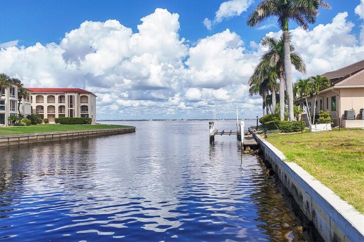 Property Photo:  7 Hibiscus Drive  FL 33950 