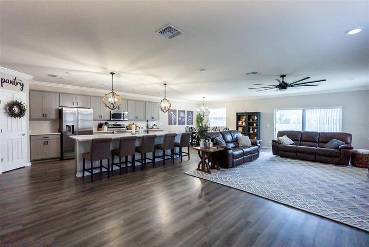 Property Photo:  3315 Costello Circle  FL 33884 