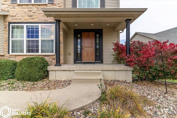 Property Photo:  1618 Quail Ridge Road  IA 50613 