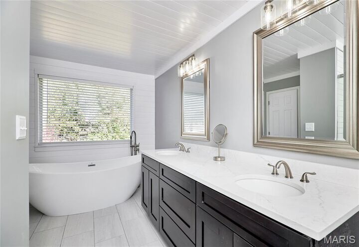 Property Photo:  7373 Little Oaks Drive  MO 63368 