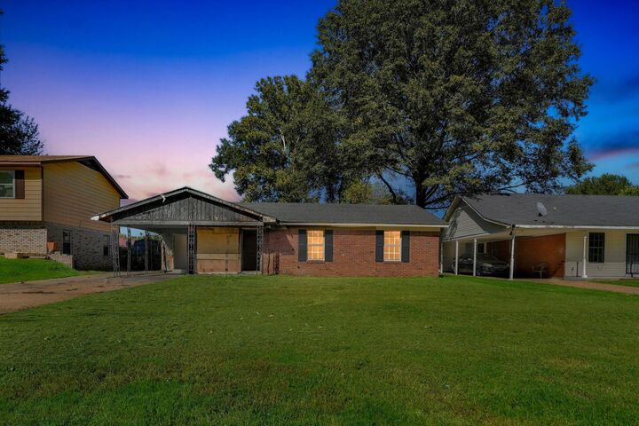 Property Photo:  1744 W Holmes Rd  TN 38109