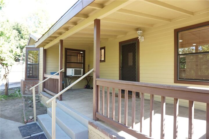 Property Photo:  3948 Pennsylvania Avenue  CA 91214 