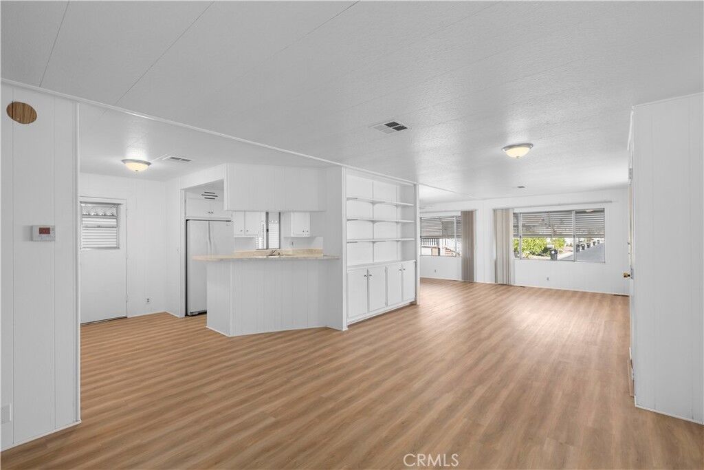 Property Photo:  1400 W 13th St # 127  CA 91786 