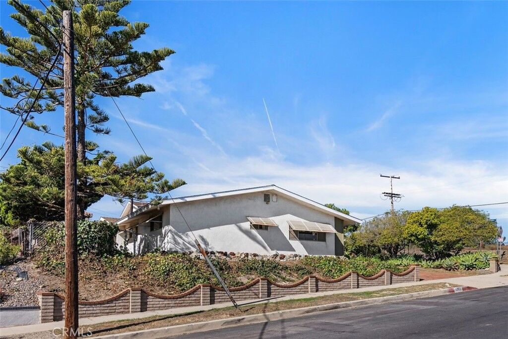 Property Photo:  1703 Pescadores  CA 90732