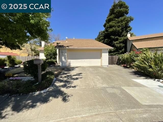 Property Photo: 403 Gerald Court CA 94510