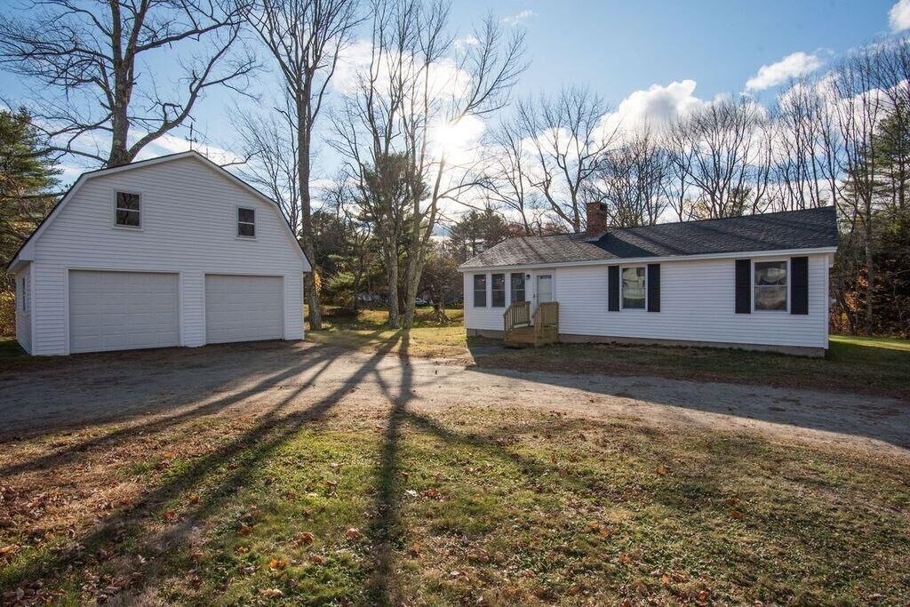 Property Photo:  1338 Meadow Road  ME 04287 