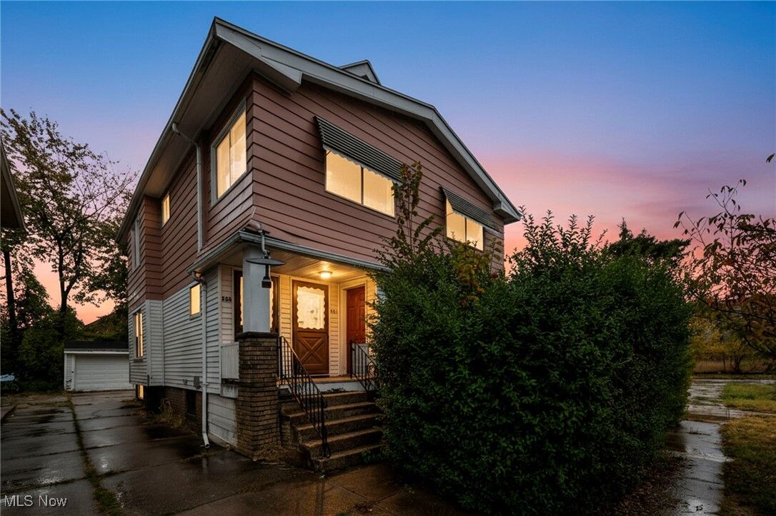 Property Photo:  949 Rudyard Road  OH 44110