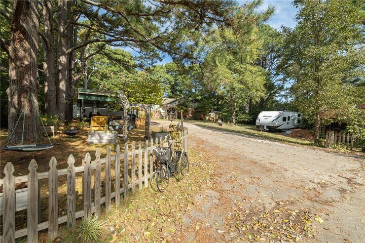 Property Photo: 2348 E Yvonne Drive AR 72703