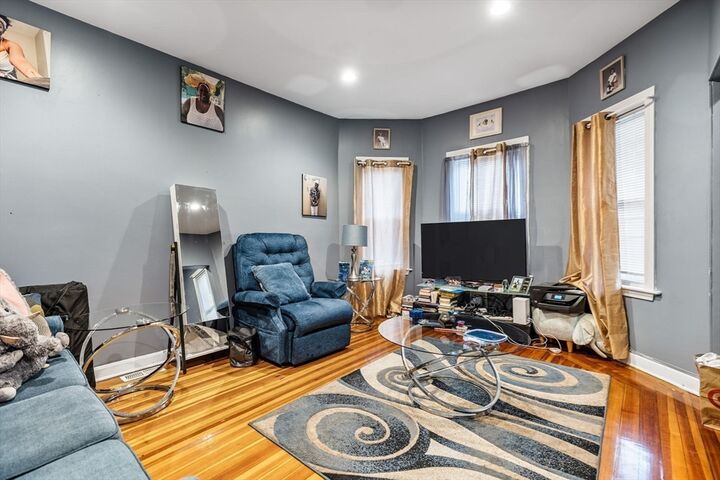 Property Photo:  27 Havelock Street  MA 02124 