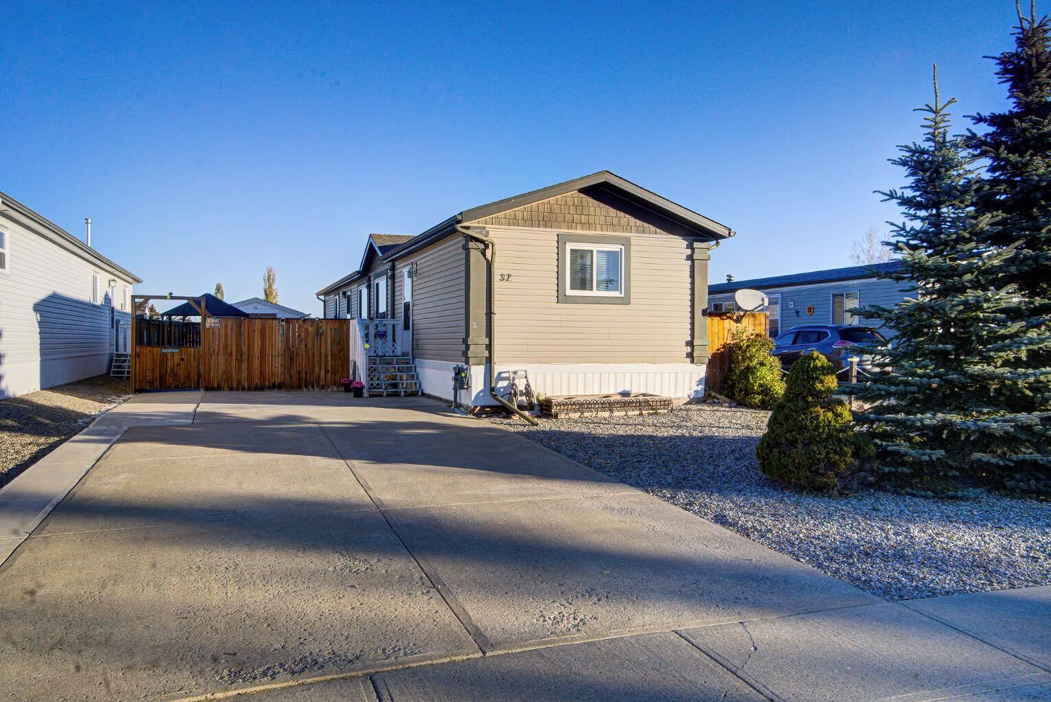 Photo de la propriété:  32 Westover Crescent  AB T0L 0T0