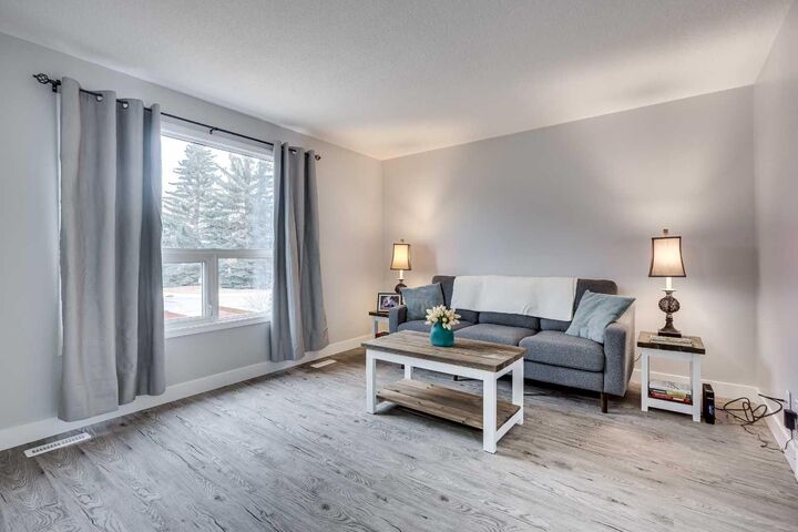 Property Photo:  3905 54 Avenue  AB T4G 1E9