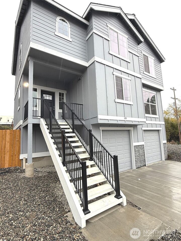 604  Ross Canyon Road  Omak WA 98841 photo