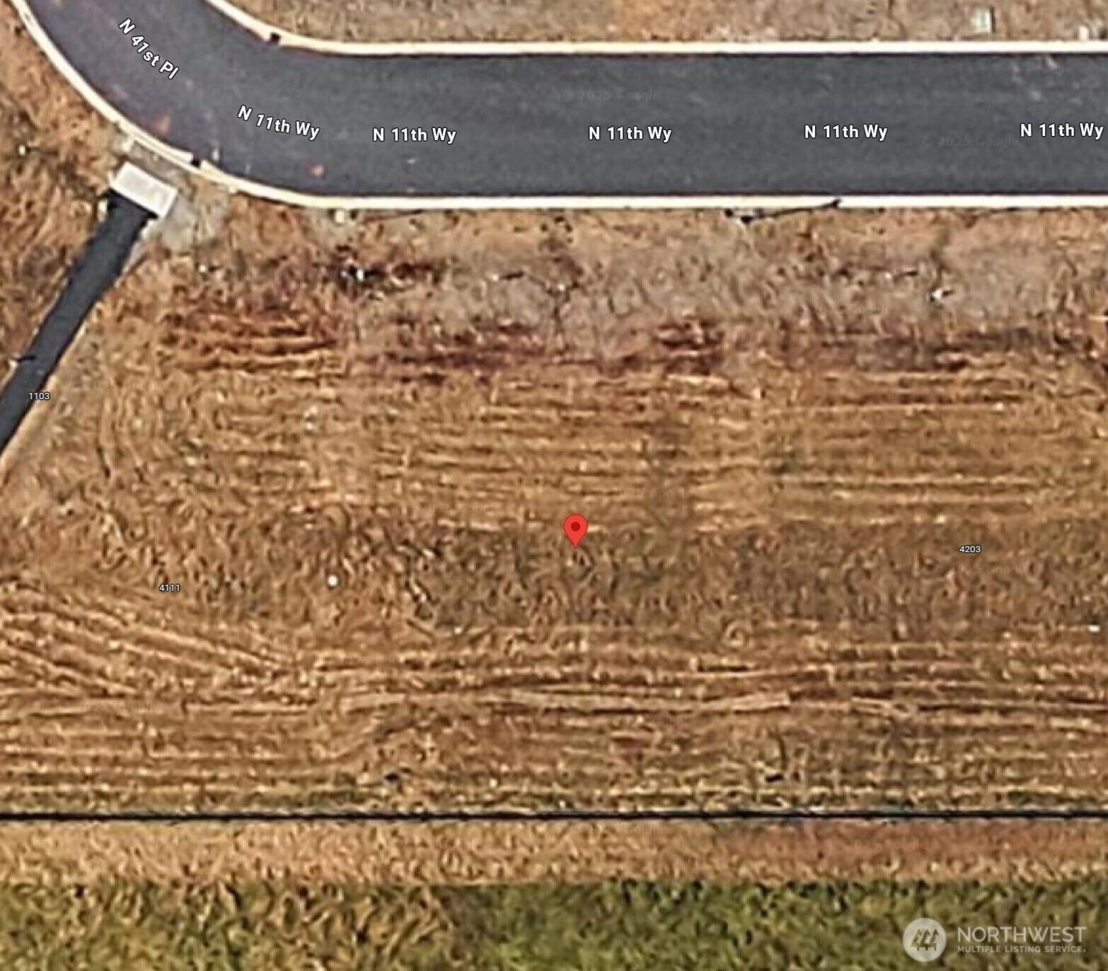 Property Photo:  4119 N 11th Way  WA 98642 