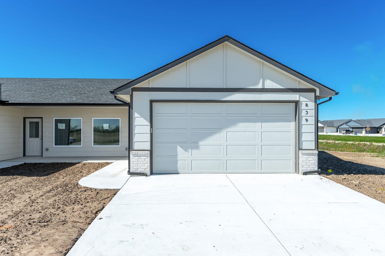 Property Photo:  839 S Wybern St  KS 67147-8977 