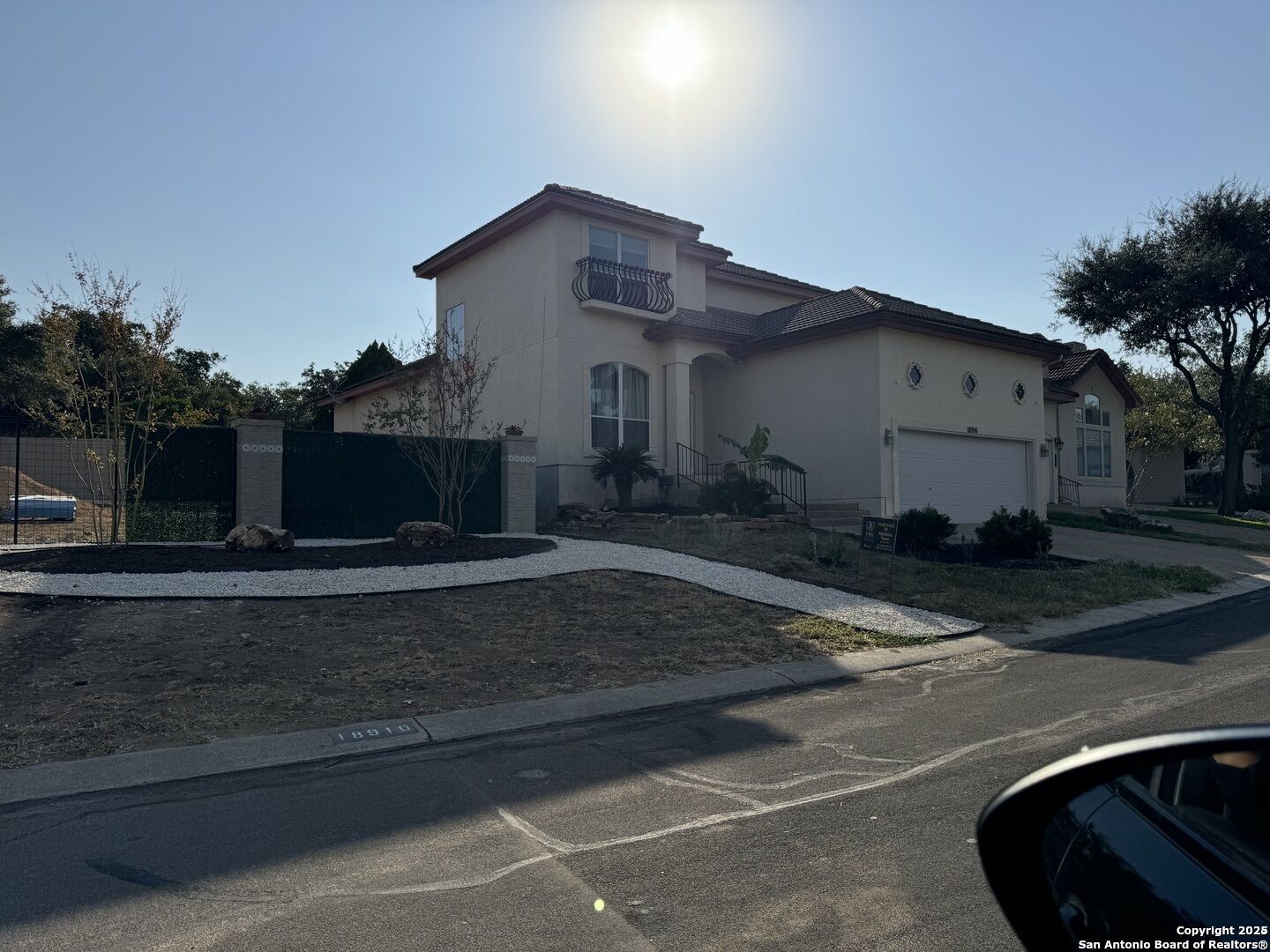 Property Photo: 18906 Las Vistas TX 78258