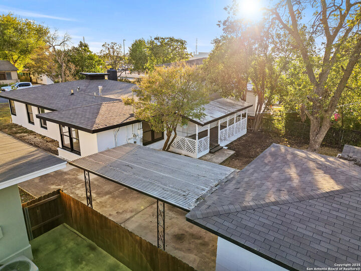 Property Photo:  707 Chicago  TX 78210