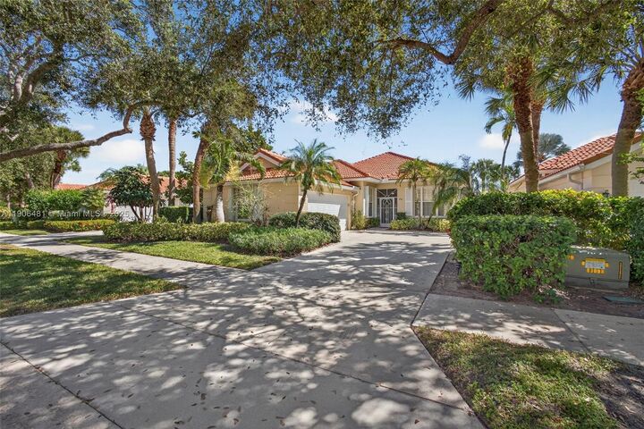 256 Kelsey Park Cir  Palm Beach Gardens FL 33410 photo